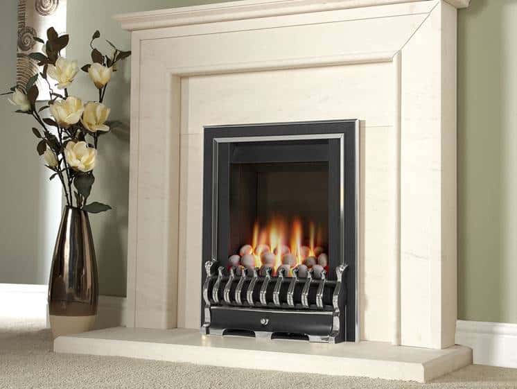 Kinder - Nevada with designer trim in black and silver
